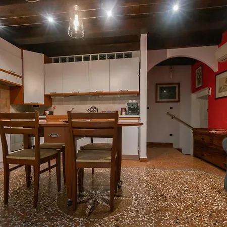 Apartamento La Vita E' Bella In Via Capramozza